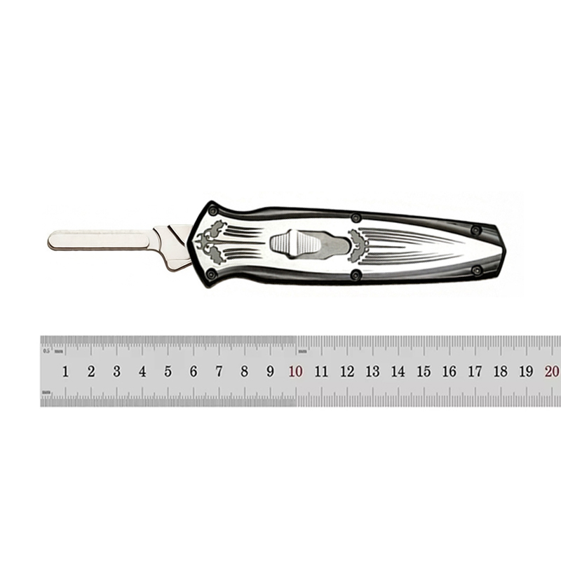 Coltello Tascabile EDC con Man - Edc Every Day Carry おもちゃ recensione e prezzo
